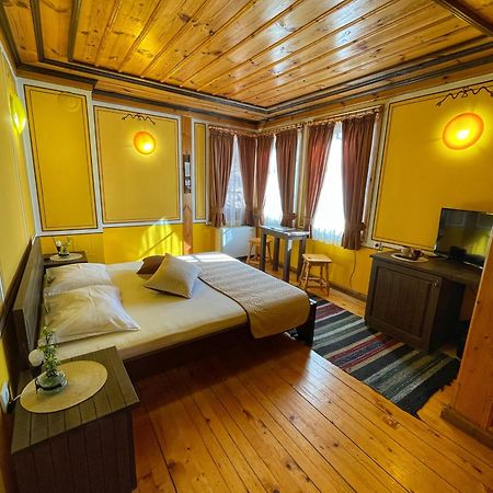 Guest Rooms Colorit Koprivshtitsa Ngoại thất bức ảnh