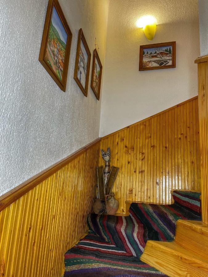 Guest Rooms Colorit Koprivshtitsa Ngoại thất bức ảnh