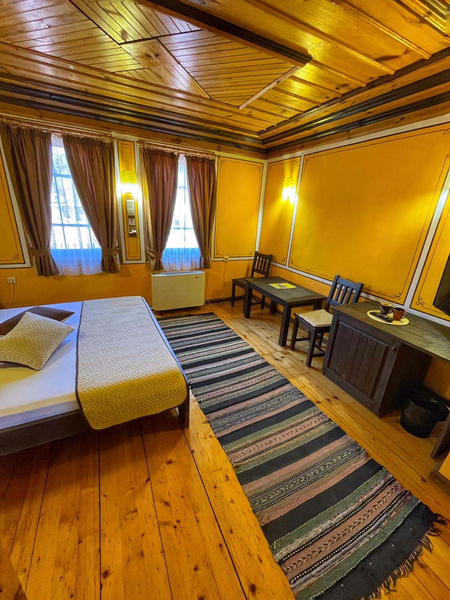 Guest Rooms Colorit Koprivshtitsa Ngoại thất bức ảnh