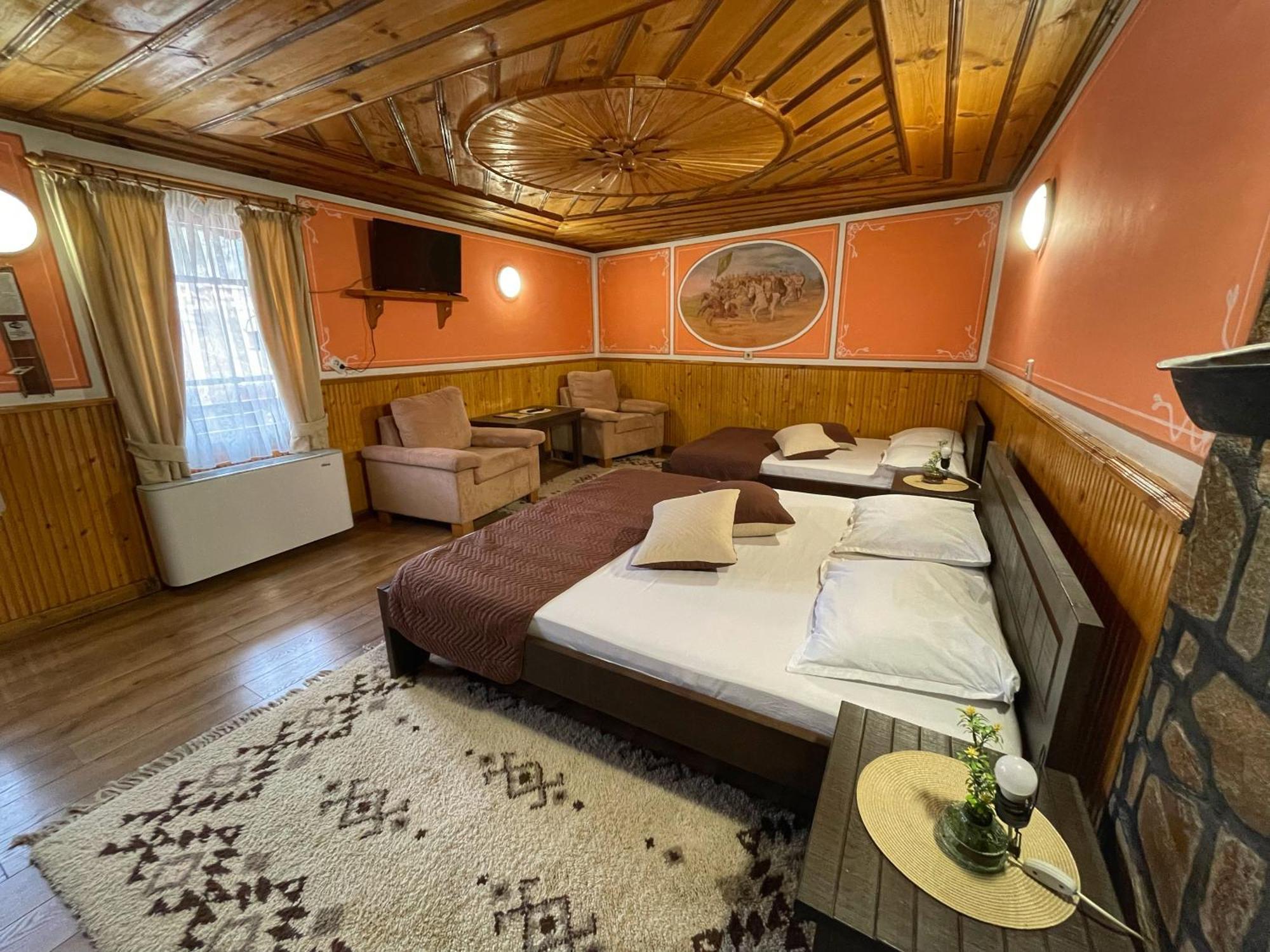 Guest Rooms Colorit Koprivshtitsa Ngoại thất bức ảnh