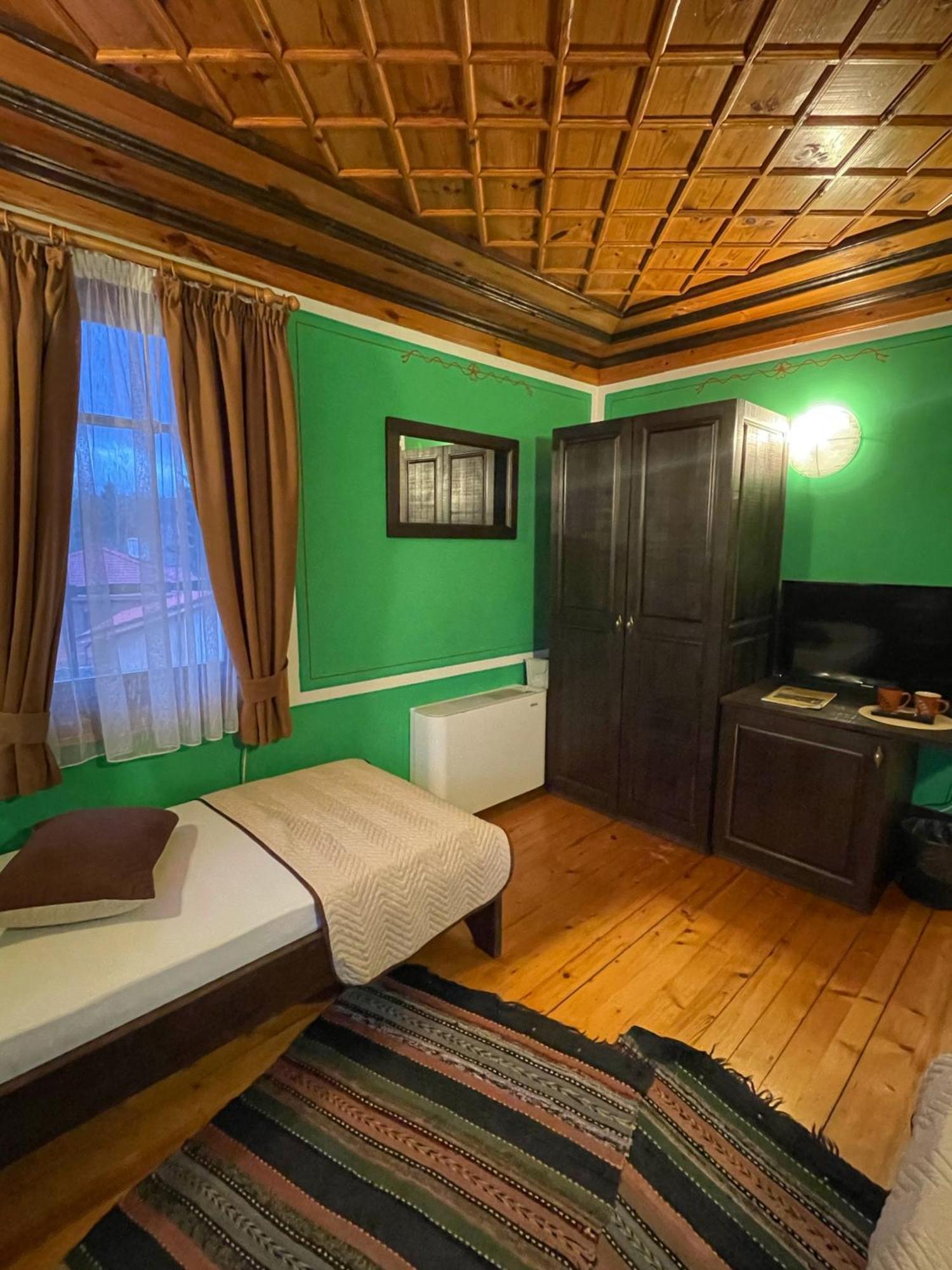 Guest Rooms Colorit Koprivshtitsa Ngoại thất bức ảnh
